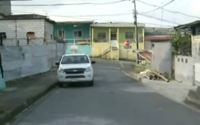 Un hombre halló taco de dinamita en la entrada de su casa en Lomas de la Florida.