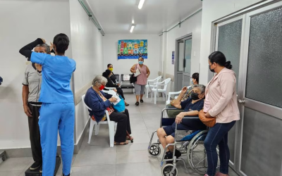 Hospital Bicentenario supera las 400 atenciones diarias y predominan los enfermos respiratorios, hipertensos y diabéticos.
