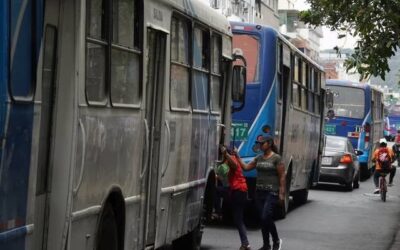 Usuarios reportaron cobros de hasta $ 0,40 en ciertas líneas de buses de transporte urbano, pero ATM reitera que valor se mantiene en $ 0,30.
