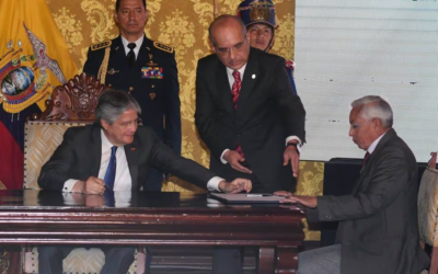 El expresidente Guillermo Lasso no renunciará a su pensión vitalicia, pero la donará.